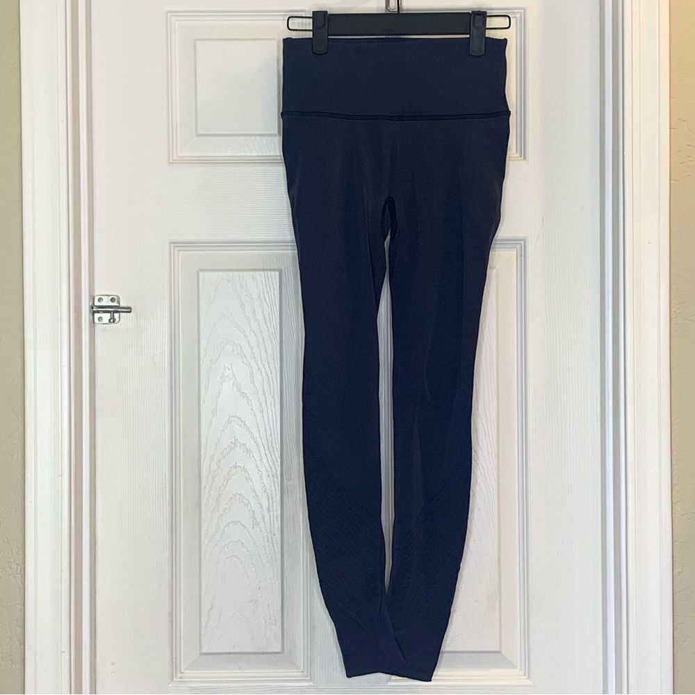Lululemon Flow & Go Hero Tight Navy Blue Leggings Size 6